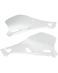 Placa Portanúmeros Laterales UFO Yamaha YZ 125/250 93-95 Blanco Placa Portanúmeros Laterales UFO Yamaha YZ 125/250 93-95 Blanco
